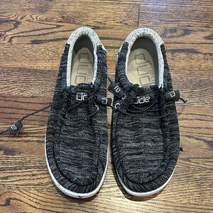 MENS GRAY HEY DUDE SHOES